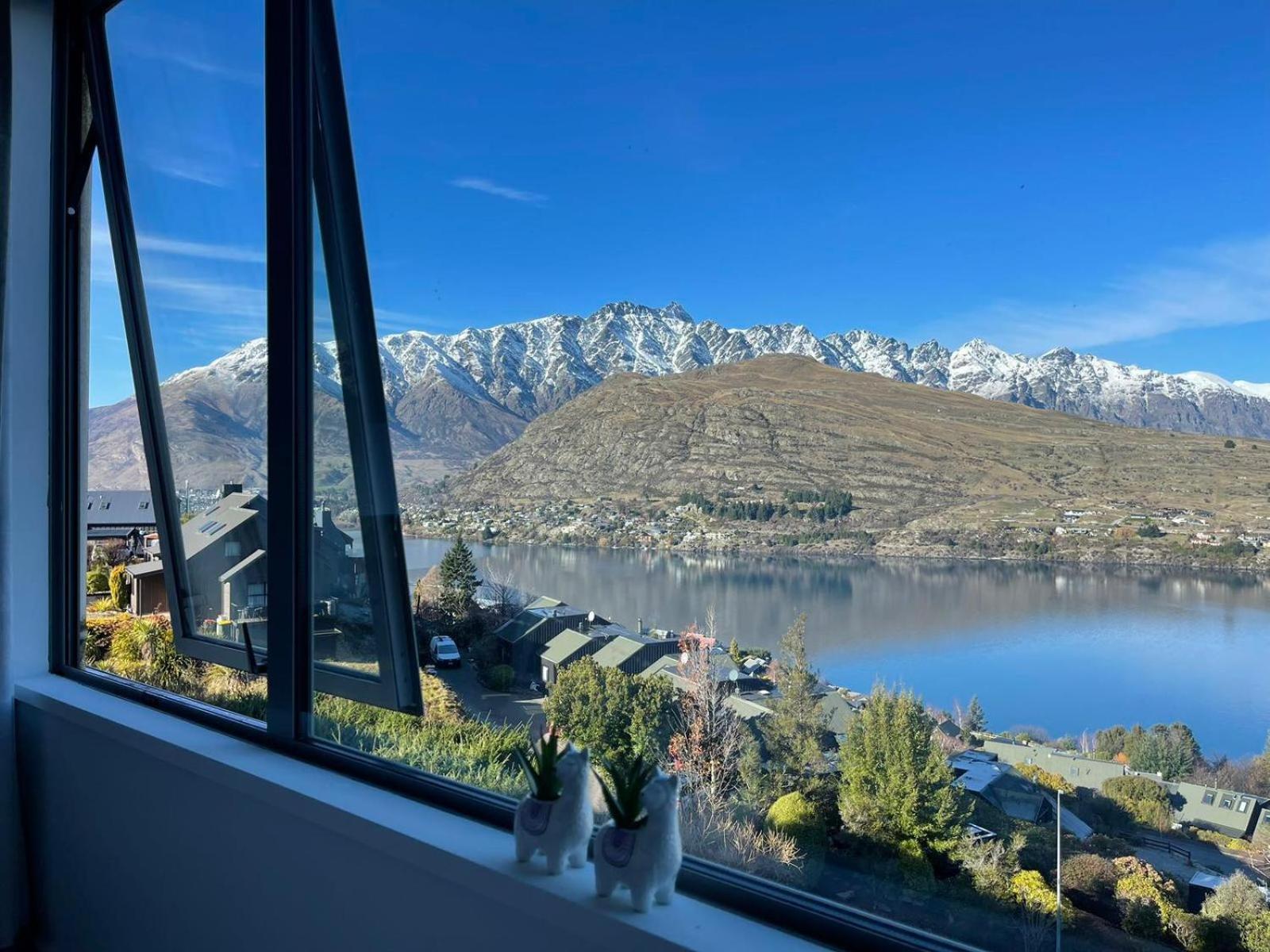 Ming'S Lakeside Goldleaf Suites Κουίνσταουν Εξωτερικό φωτογραφία